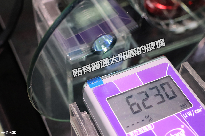 汽车贴膜还不会选 工程师帮你盘点如何花小钱办大事