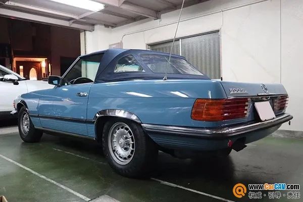 老爷车梅赛德斯奔驰SL500（R107），怎么改音响才好？