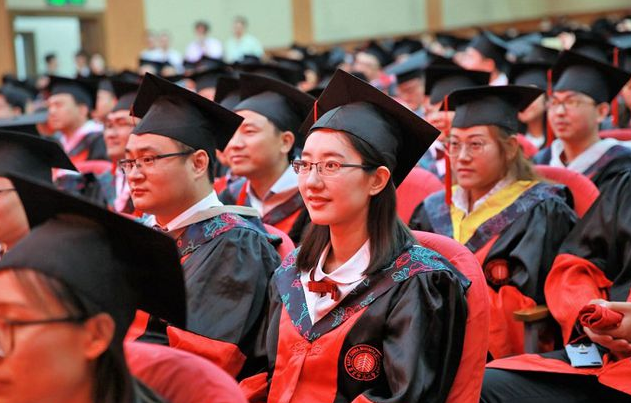 中国最高学位是什么，答案不是博士和博士后？