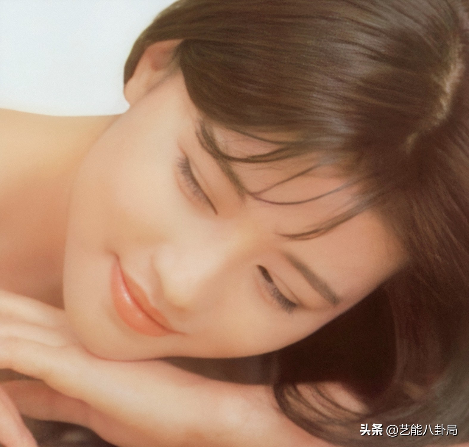 周海媚：巅峰期5个男人同时追，经历10年无效婚姻，55岁却仍单身