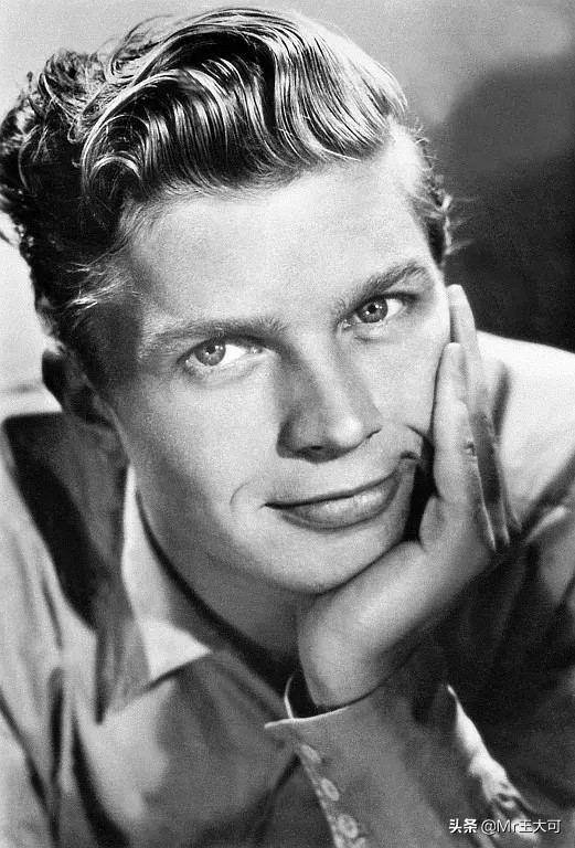 回望经典：《野鹅敢死队》铁与血的回忆