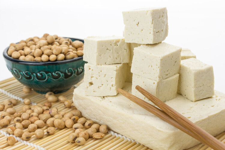 腿抽筋了怎么办？3个妙招或能帮你快速止痛，别只会硬抗