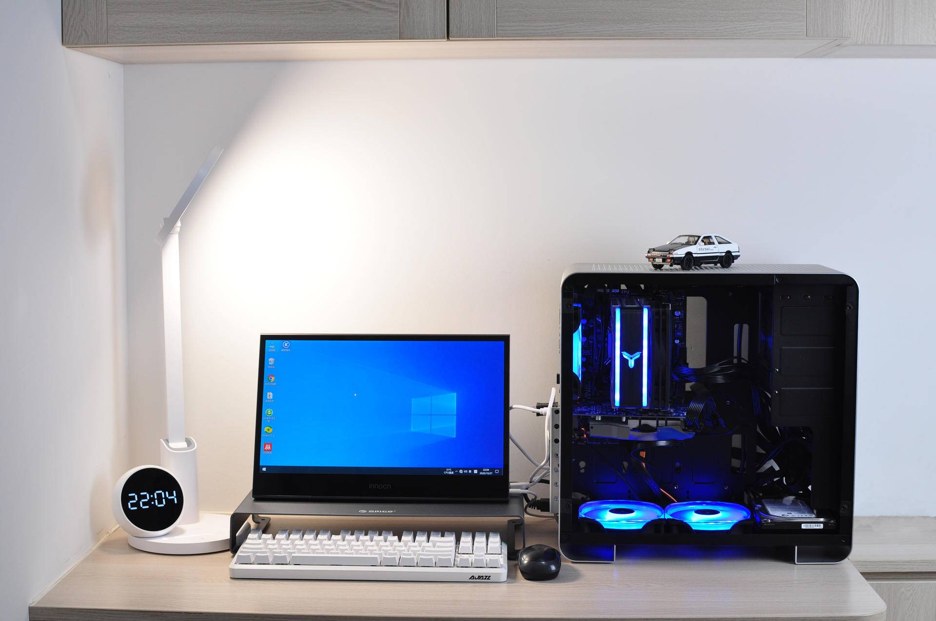 迷恋却买不起mac pro,我把家里的电脑换了个银色新机箱