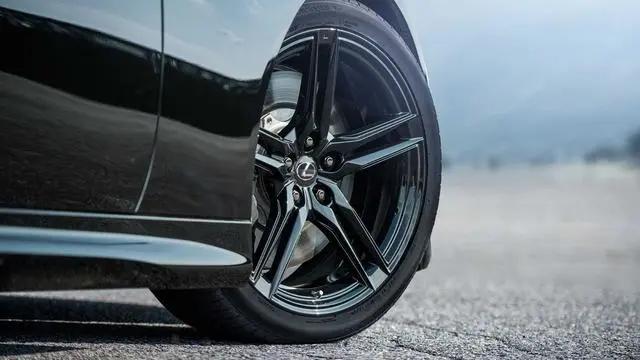 5.0L V8，全黑车身，雷克萨斯LC发新车，今年就能买
