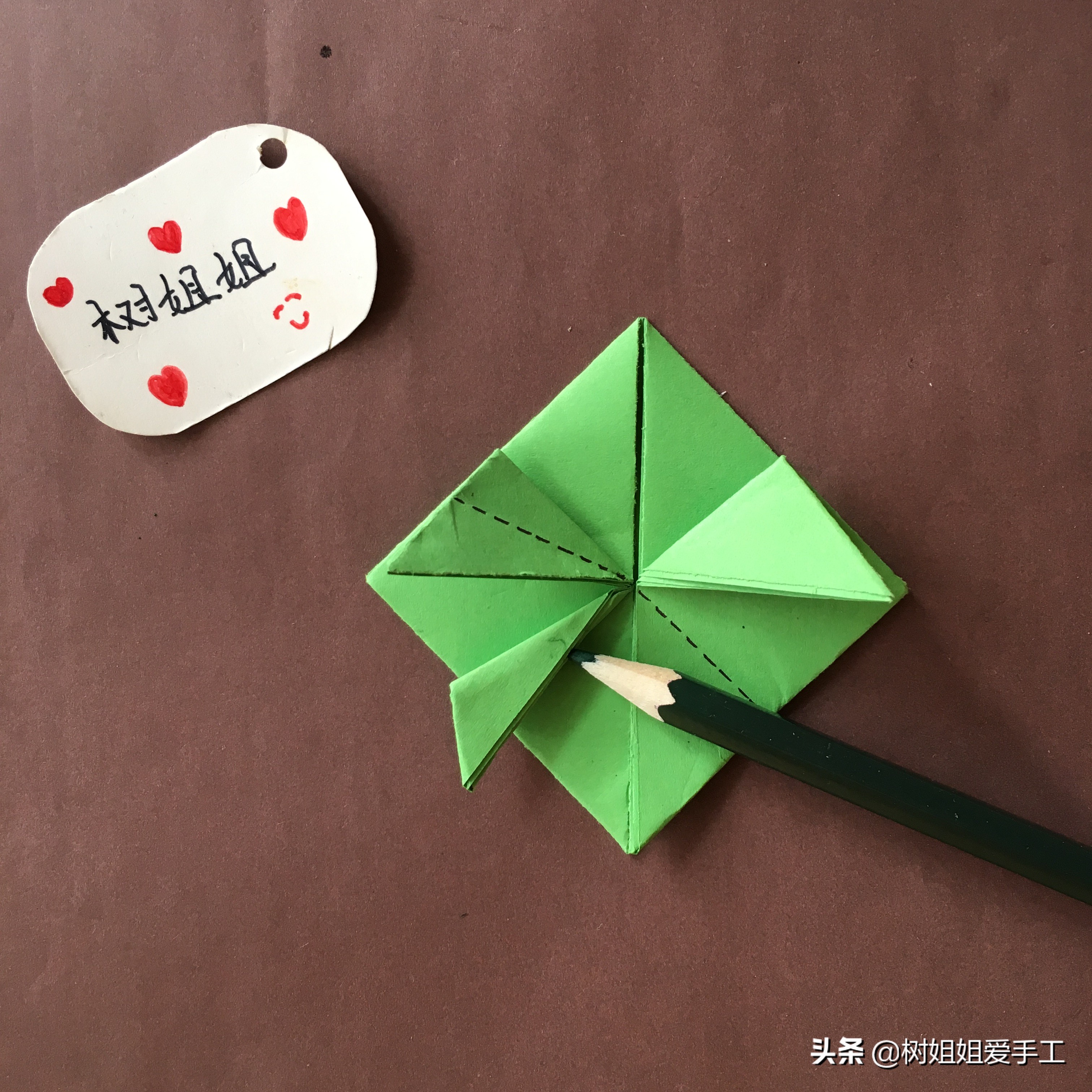 亲子折纸：跳跳蛙的折法，适合6岁以上儿童