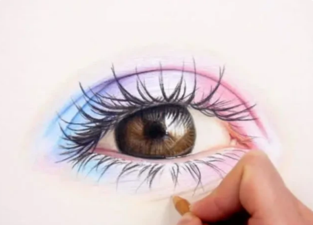 心理测试:凭直觉哪只是天使的眼睛?测目前你被多少人暗恋