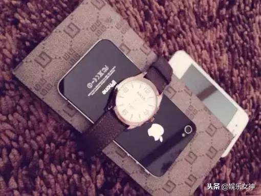 平安夜我就是你的礼物（平安夜你会收到什么礼物）