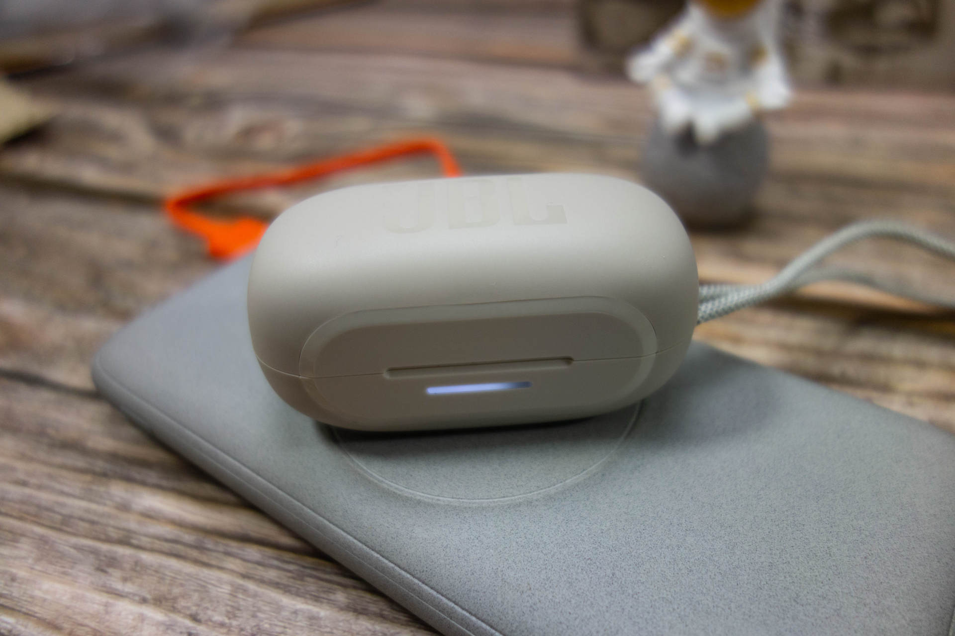 JBL MINI NC主动降噪运动蓝牙耳机：15级可控降噪，智能环境音