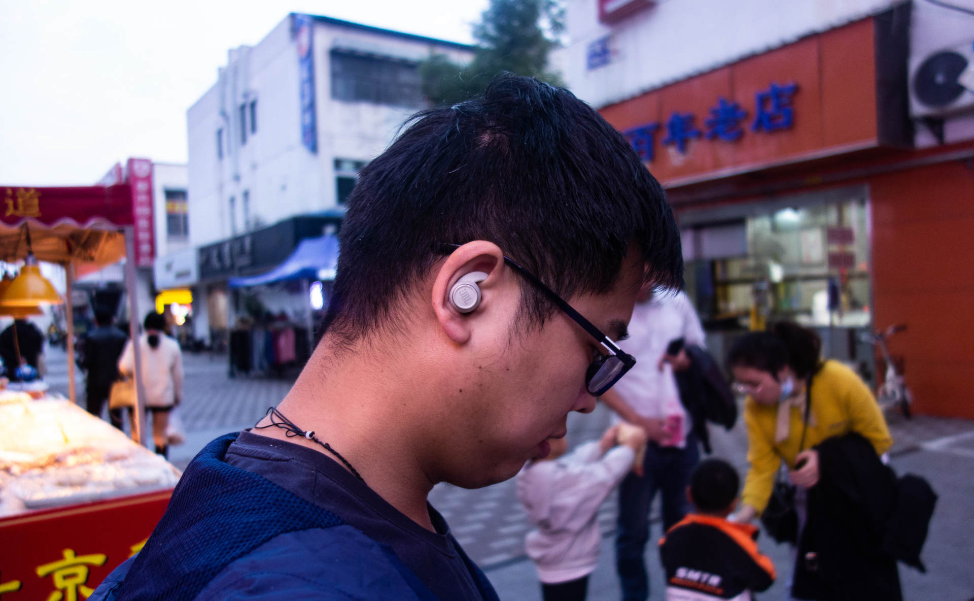 JBL MINI NC主动降噪运动蓝牙耳机：15级可控降噪，智能环境音