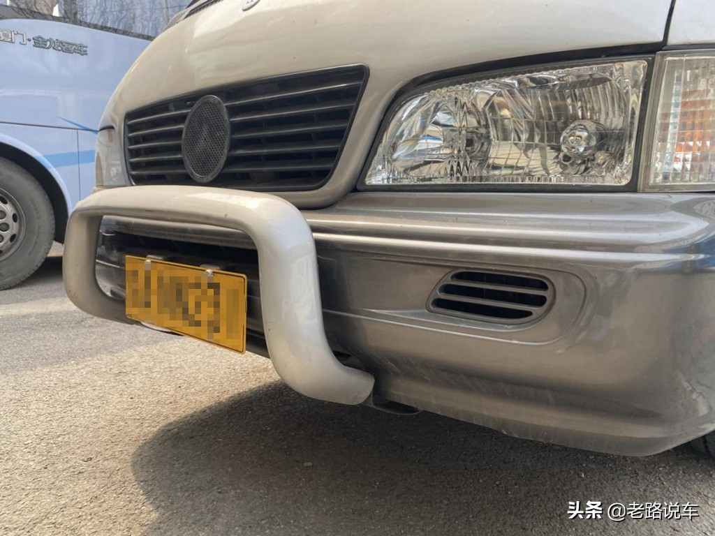 来自韩国的三叉标技术——奔驰MB100