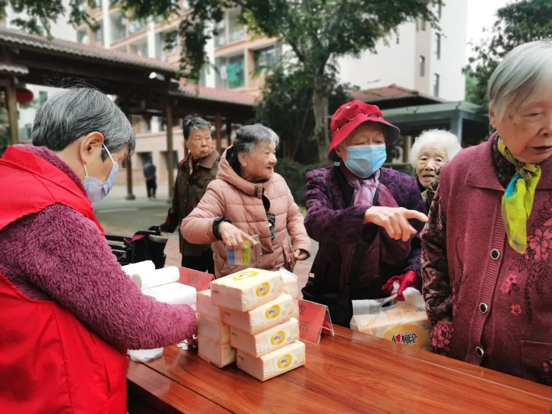 国德赶集日！贩卖别样快乐