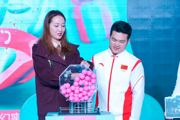 高甜预警，惊喜来袭！喜临门“1122蜜月节”因爱而燃，为爱告白