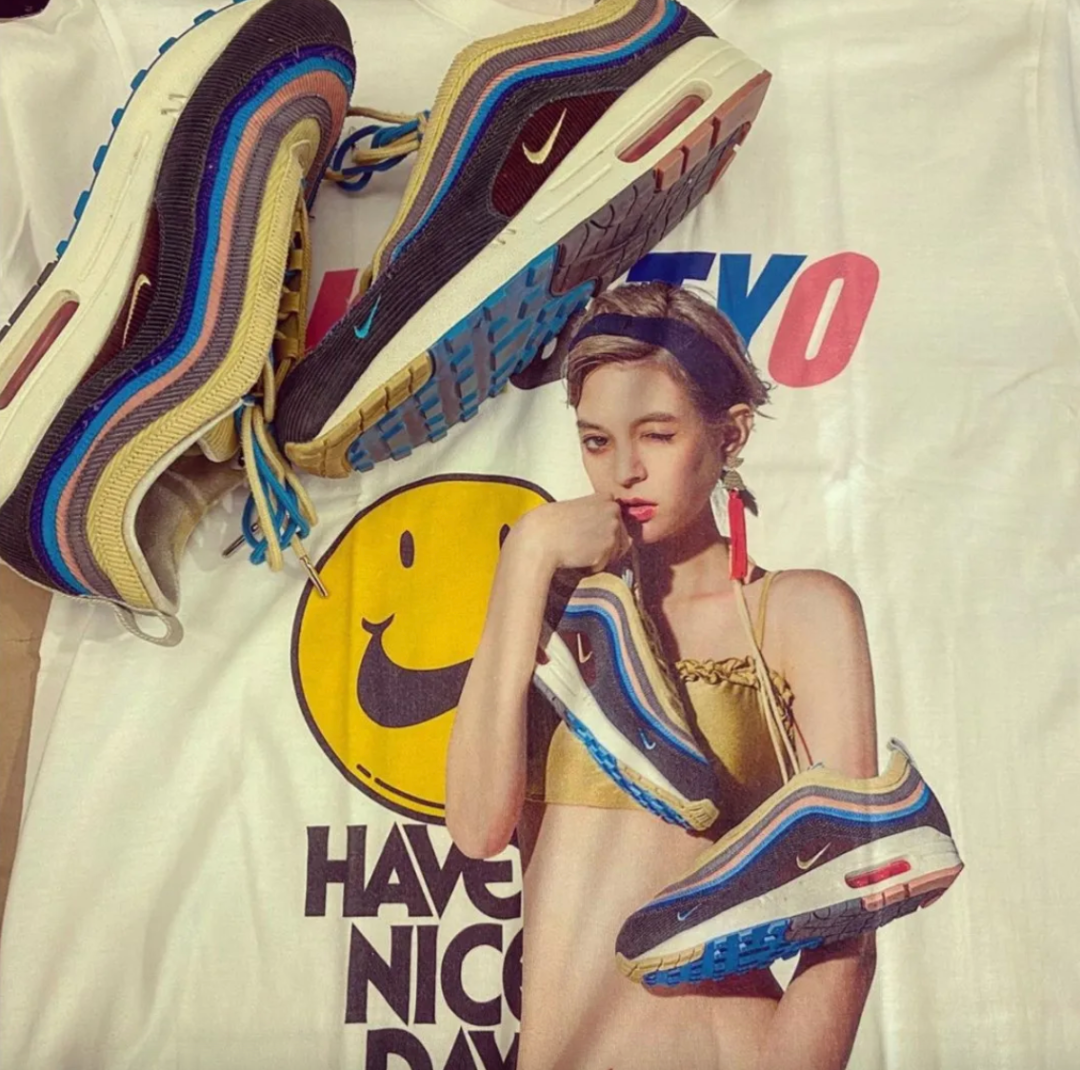 这不经让人想到了 kikstyo,fr2,assc 等拿捏宅男的品牌,虽然很难说有