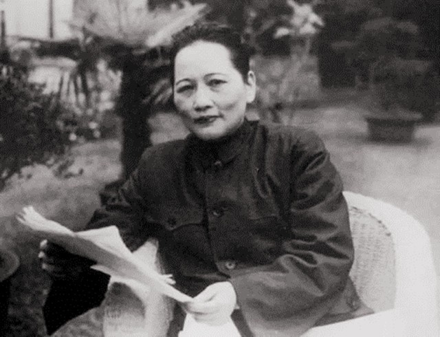 十大元帅夫人新中国成立后都担任什么工作，1955年有几人授衔