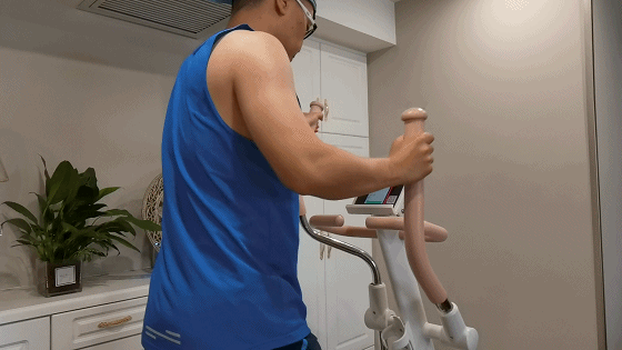你只管運動，身材和健康交給TA，赤兔鏡面全尺寸橢圓機