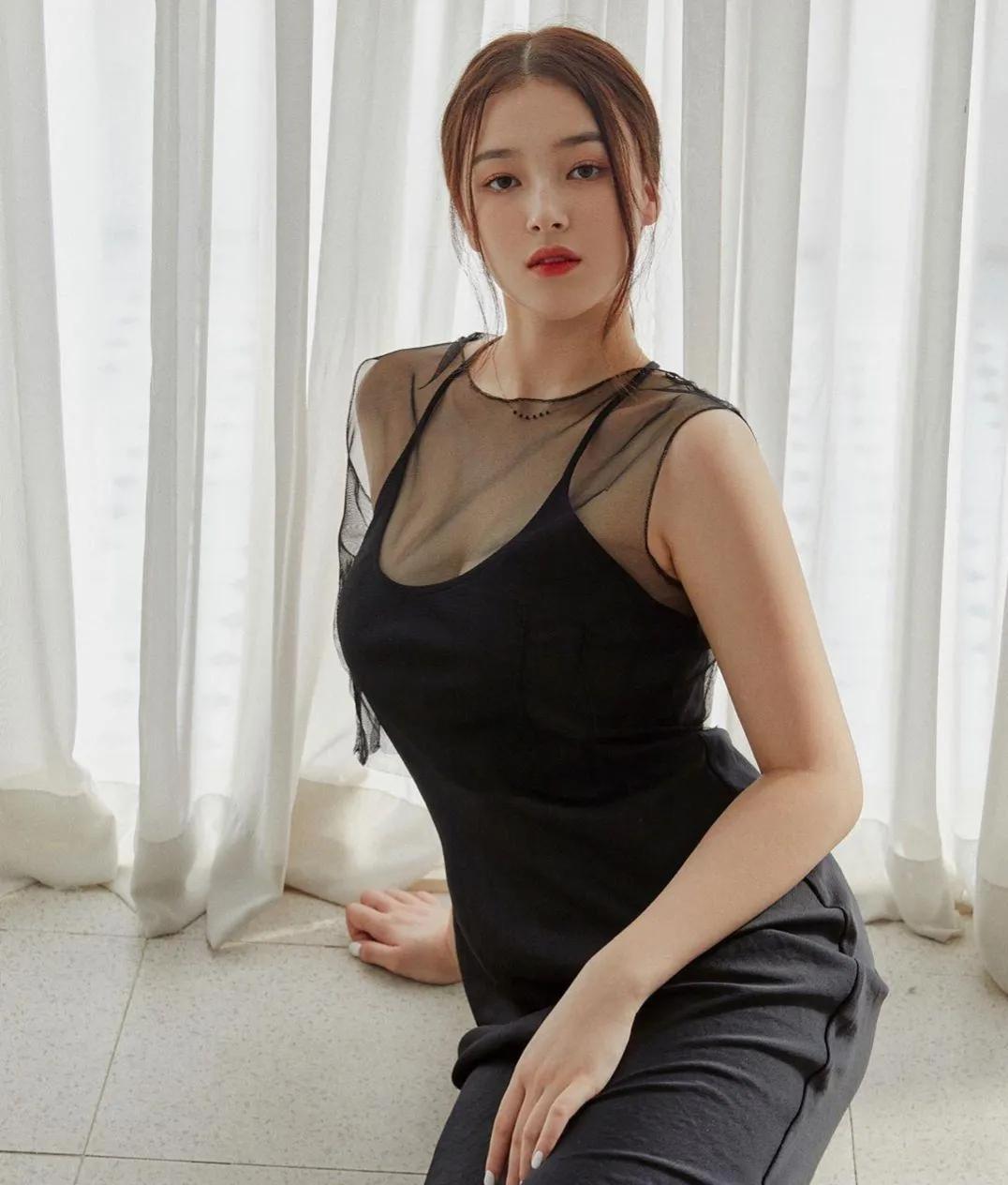 韩国女星之微胖女神——李承利