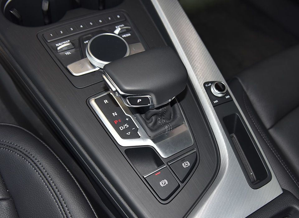 无框车门 溜背造型 到店实拍全新奥迪A5 Sportback