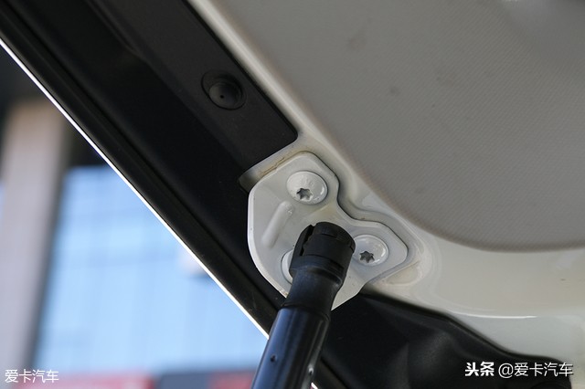 爱卡帮你淘 25万买奔驰“小G”值不值？