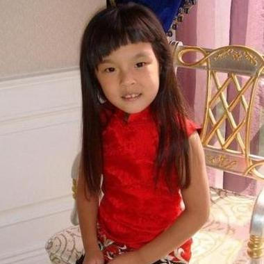 女大十八变！这些基因优秀的星二代，不靠整容照样越长越好看