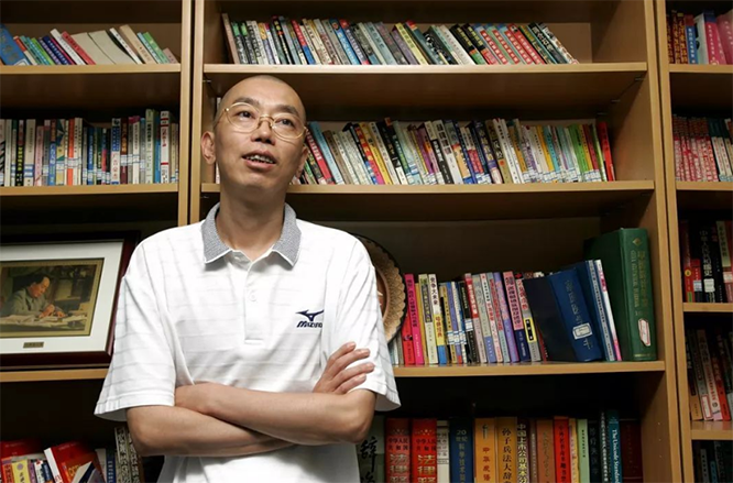 脑白金之父史玉柱，公司市值蒸发上千亿，一夜之间变“首负”