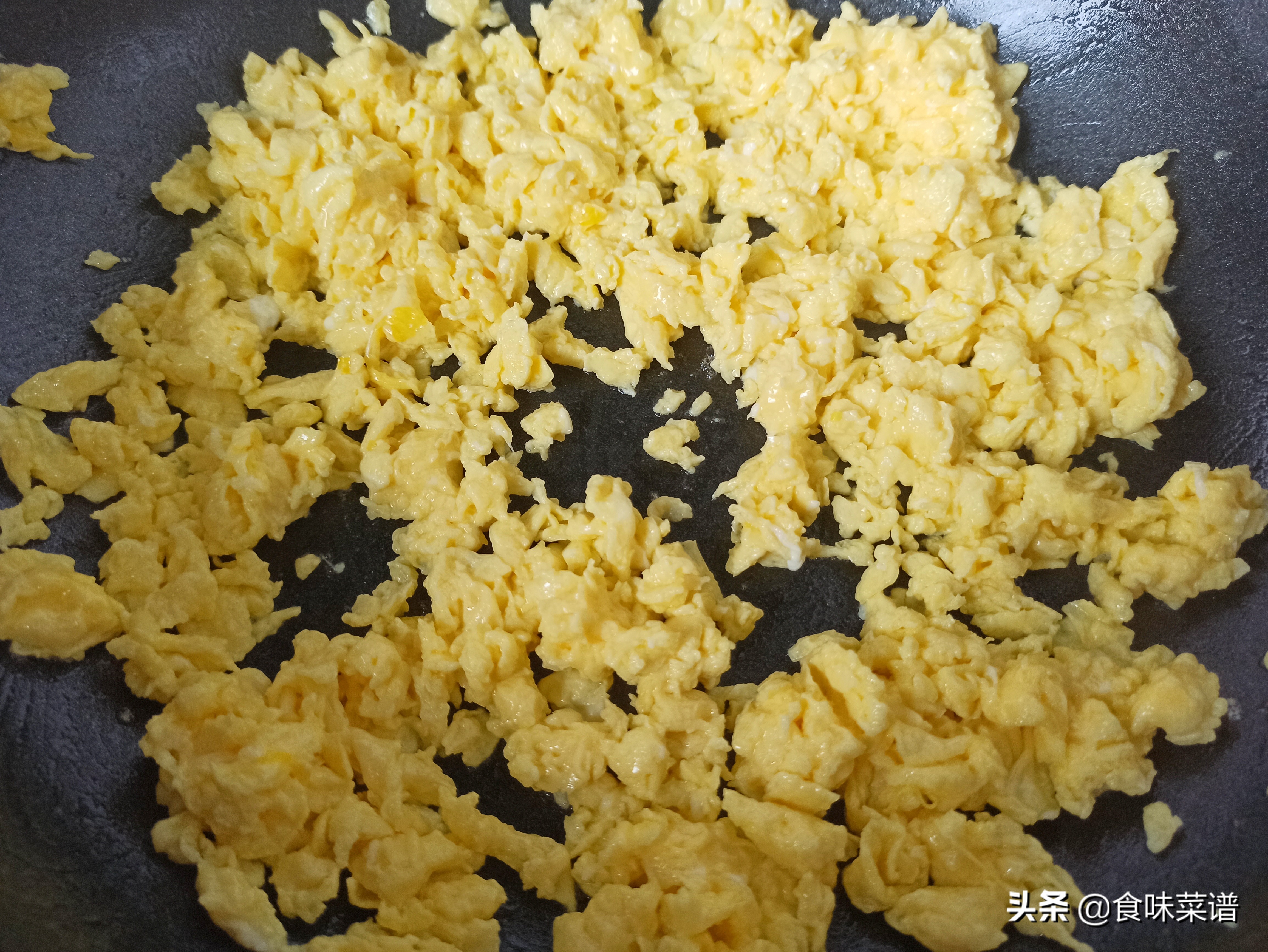 头伏到吃饺子，分享8种饺子馅的调法，有荤有素，鲜嫩营养又多汁