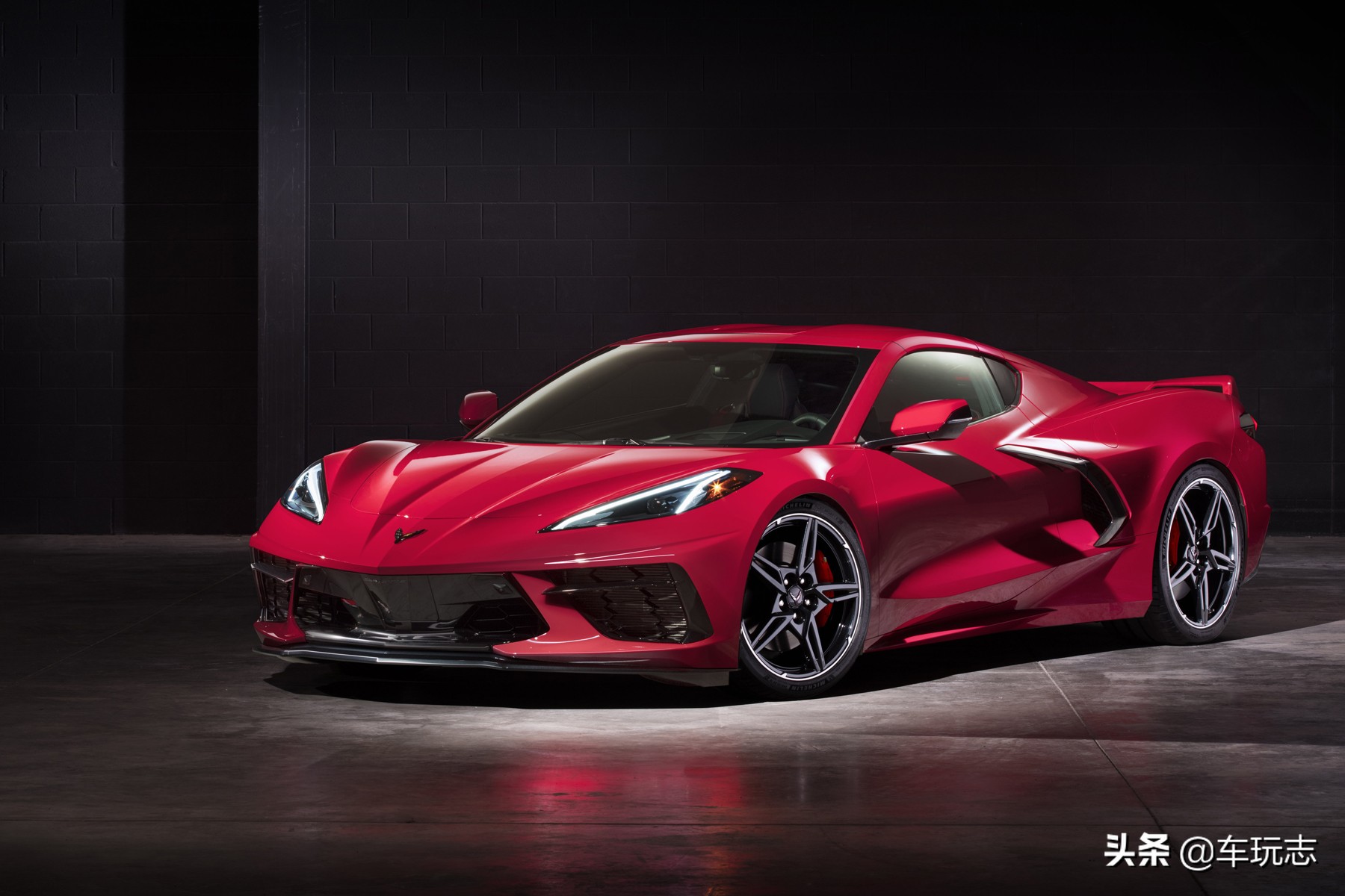 雪佛兰还没有能力超越兰博基尼：2020款克尔维特Corvette C8