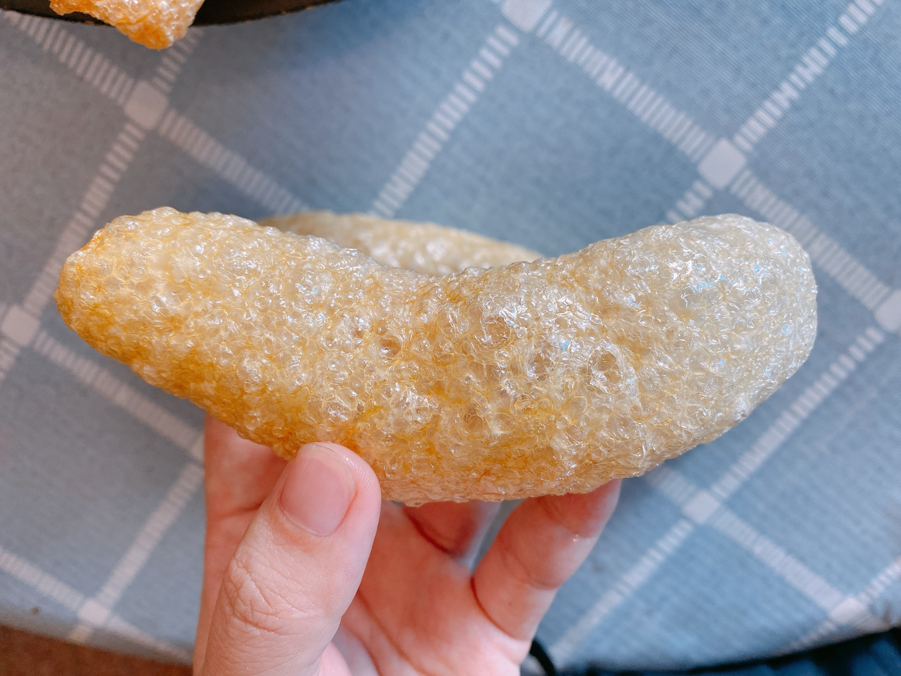 猪皮不要熬猪皮冻了，老妈几十年的做法，色泽金黄起大泡，不肥腻