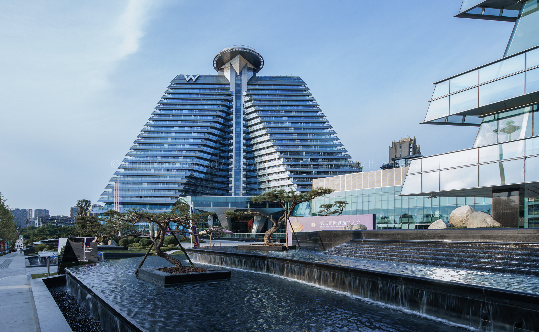 西安丽思卡尔顿酒店西安索菲特传奇酒店在进入正题之前,先来欣赏一下