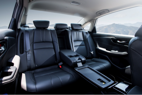 试驾凌派（CRIDER）锐·混动 年轻人选择它的五大理由