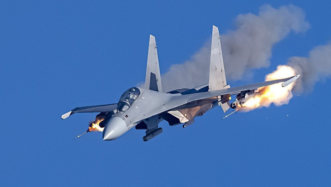 �ͻ�˹̹�ٴ��ɹ���-10����-10���ڰ���֮·�ϣ�����Щ����·����