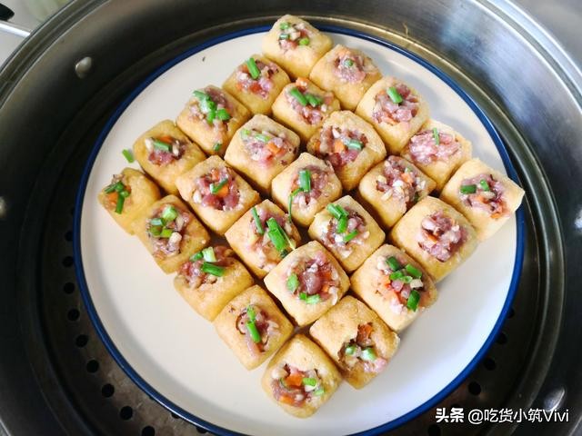 豆腐泡两种新吃法，不煎不炸、蒸10分钟就出锅，好吃不腻孩子最爱