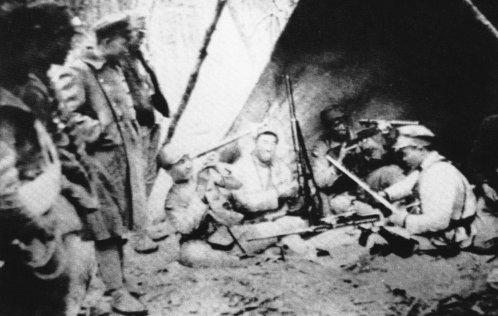 ������ҽ���䣺13����Ա���������Ƥ�������������ʱ������ǹ��