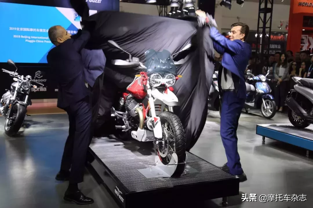 新款Vespa 300售价4.98万起，横置V缸ADV发布！