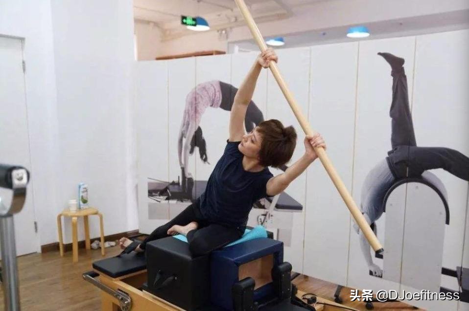 明星都练的普拉提到底是什么？你是不是也搞不明白它和瑜伽的区别