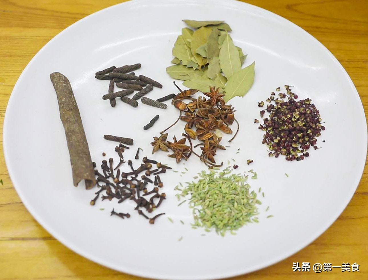 图片[3]-【辣椒油】做法步骤图 多加这2步 又香又辣拌啥都好吃-起舞食谱网