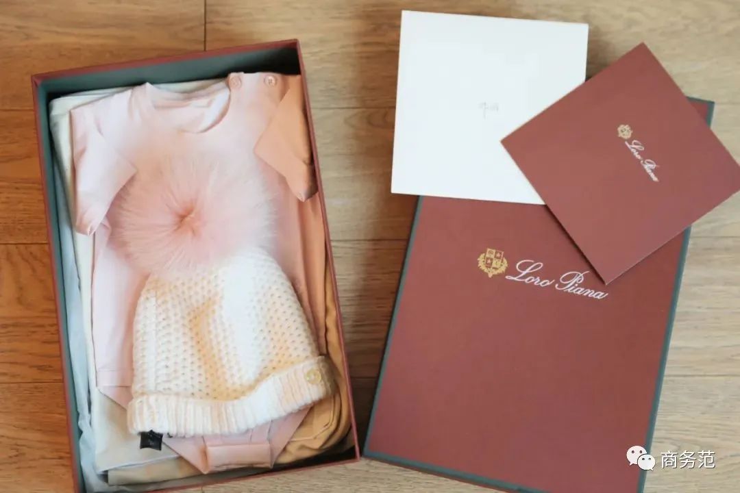 新生婴儿礼物（宝宝的新年礼物）