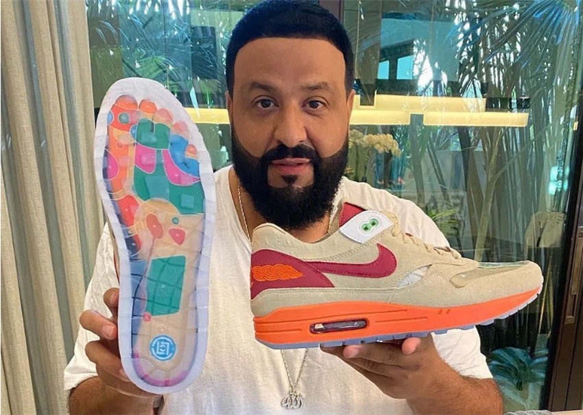 陈冠希潮牌clot与Nike联名新款球鞋，鞋底是针灸穴位图？