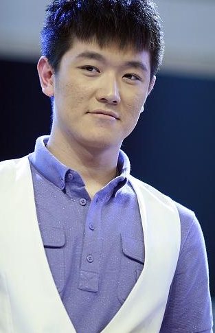 田源又翻车了?15年因出轨门退出天天向上,又被曝曾猥亵女大学生