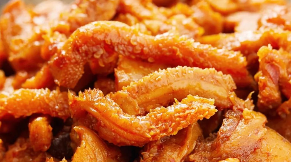 牛肚做法大全：简单烹饪技巧让牛肚鲜嫩入味