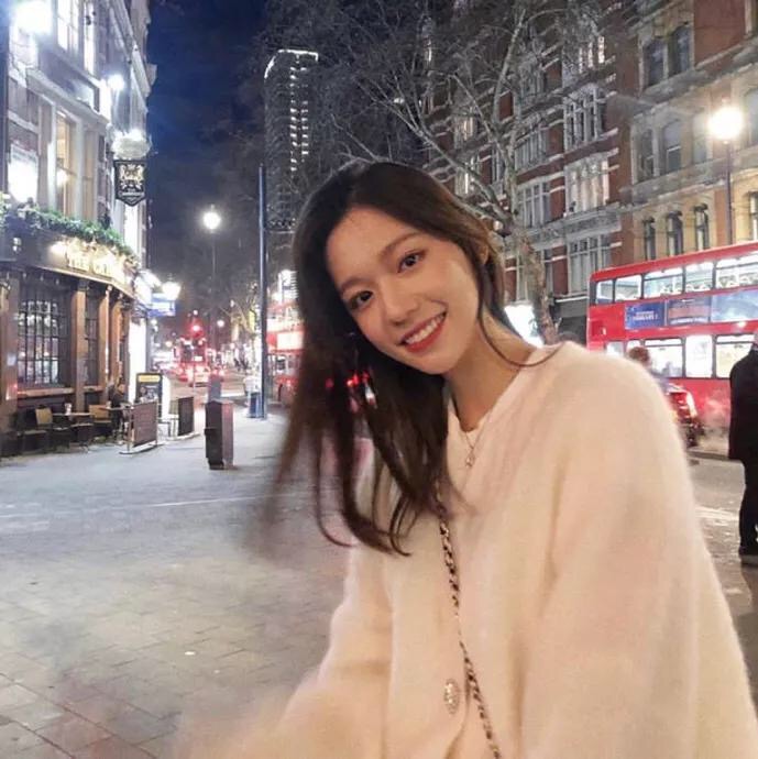從百億富豪淪為老賴，破產公主綦美合的翻轉人生
