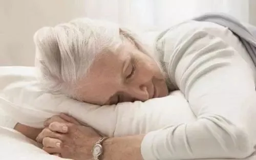 老年人为什么容易失眠？如何解决失眠问题？