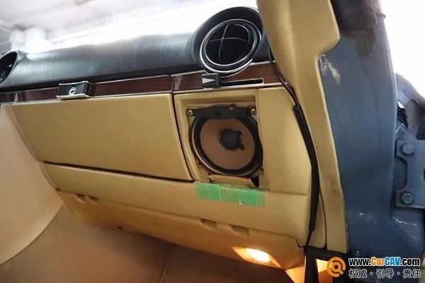 老爷车梅赛德斯奔驰SL500（R107），怎么改音响才好？