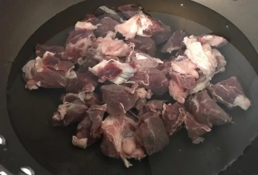 红烧牛肉怎么做才好吃?掌握这关键5步,牛肉鲜香软烂,无腥味