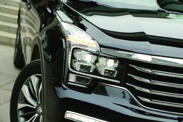 堪称“国产版汉兰达”，5米车长+丰田混动，全新传祺GS8能火吗？