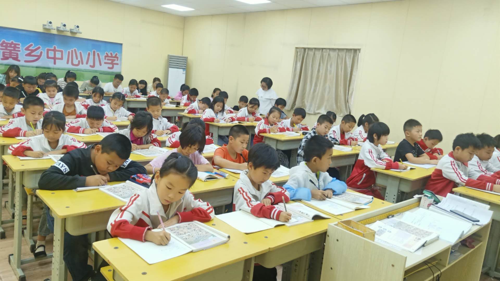 淅川县西簧乡中心小学积极探索延时服务新路子，落实“双减”目标