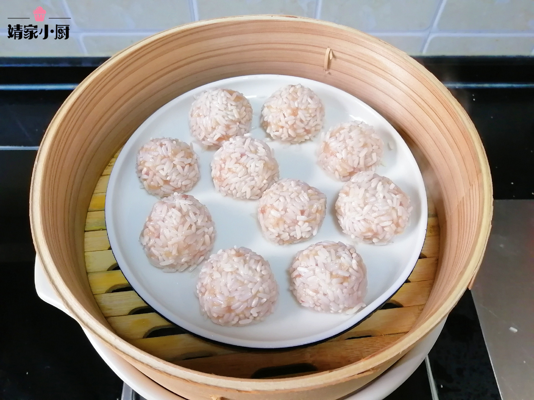 软糯飘香的“糯米肉丸”简单又美味，一口一个吃不够