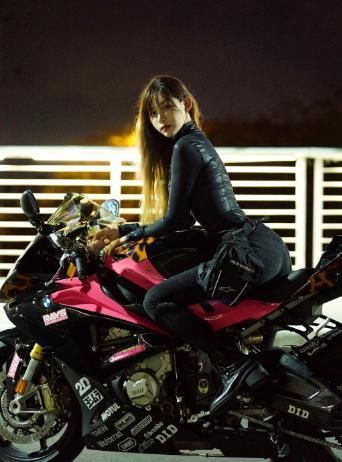 抖音机车女痞幼怎么了 - 直播好站