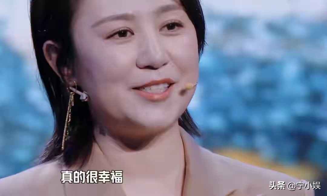 娱乐圈不被看好的8对姐弟恋，最大年龄差16岁，