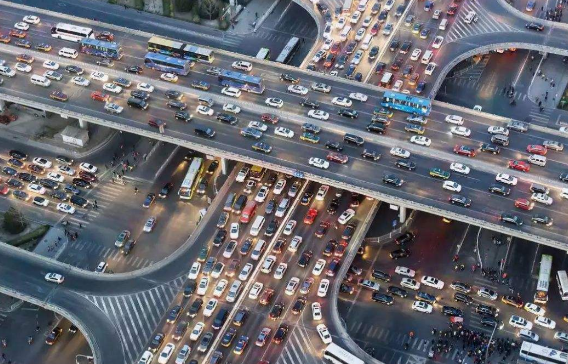 机动车限购再见了？官方有所松口，郊区牌、拥堵费登场？