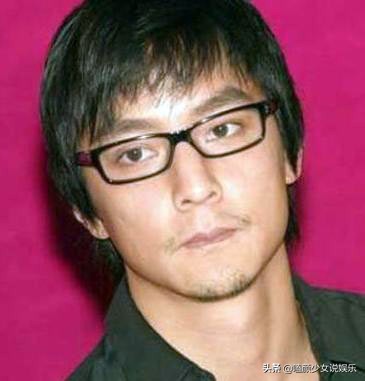眼镜杀也挑人！这11位男星，有人戴上气质飙升，有人秒变七老八十